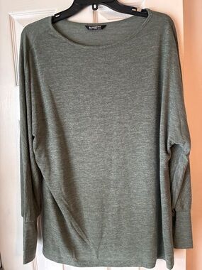 BloomChic Heather Olive Relaxed Long Sleeve Top